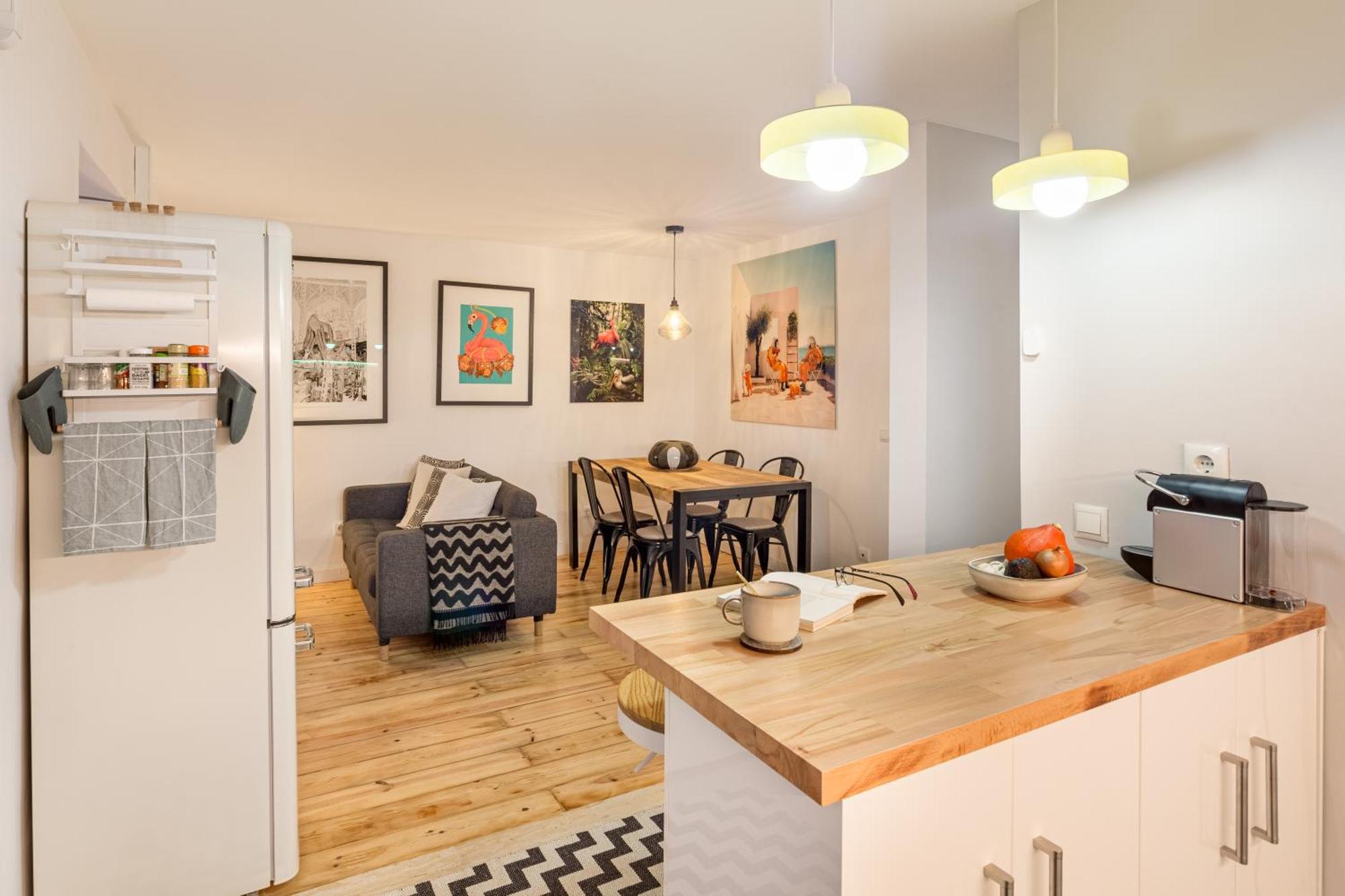 Apartment Joivy Bohemian Flat With Study Near The Centre